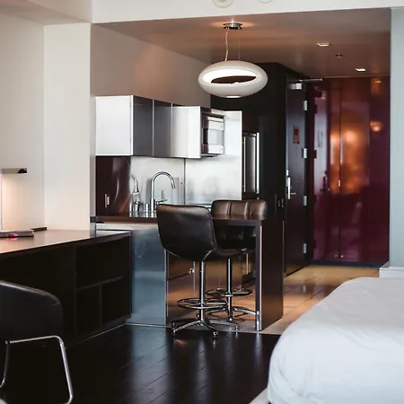 Luxury Suites At Palms Place-3